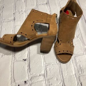 Lucky Brand Leather Peep Toe Booties Size 6